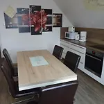 Lan *