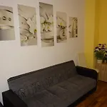 Lan Apartman *